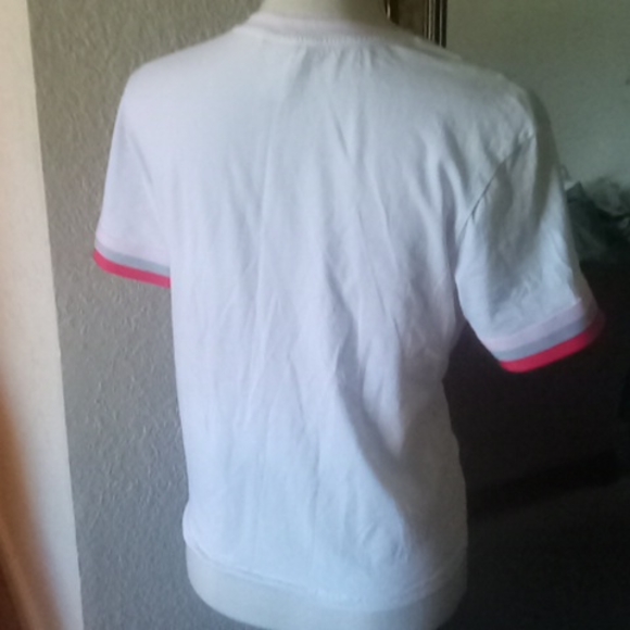 Clothes - Picture 3 of 3